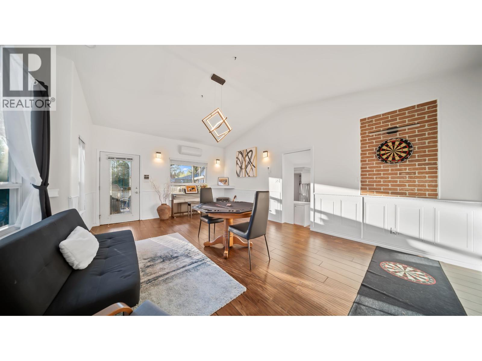 21124 Glenwood Avenue, Maple Ridge, British Columbia  V2X 8K5 - Photo 14 - R3071919