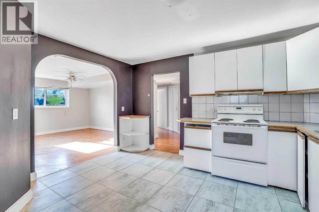 185 Cornwallis Drive Nw, Calgary, Alberta  T2K 1V4 - Photo 20 - A2258677