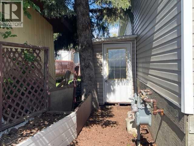 1549 15 Streetcrescent, Wainwright, Alberta  T9W 1K8 - Photo 24 - A2250603