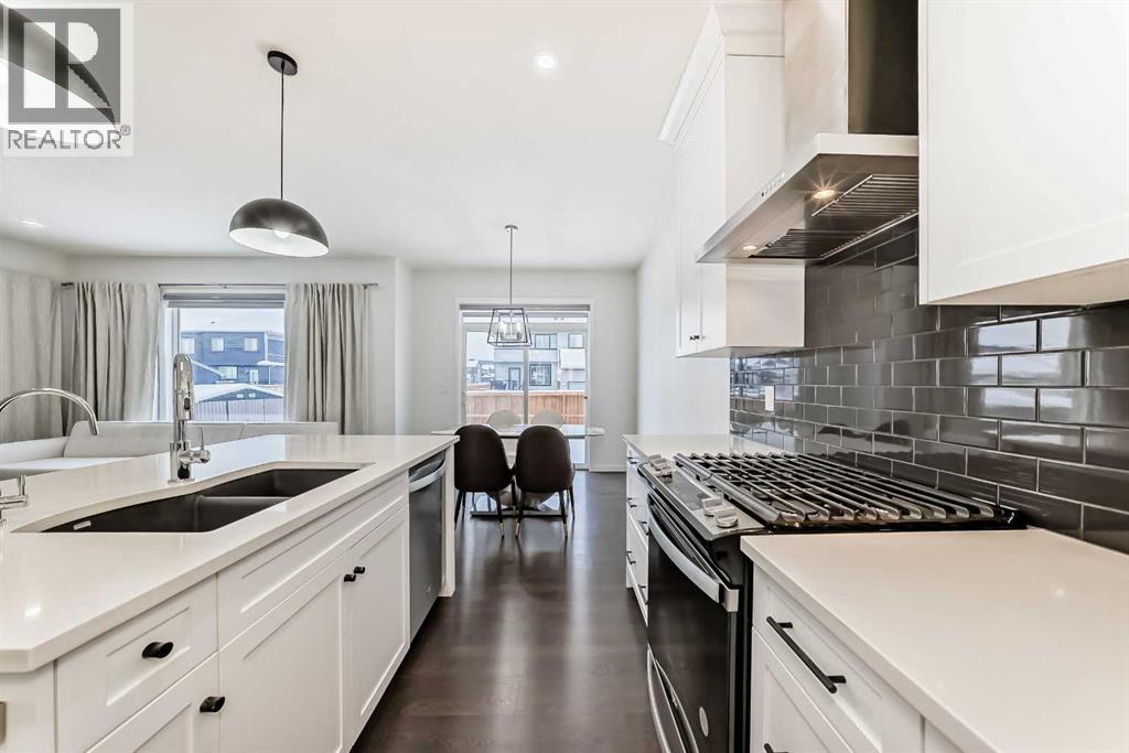 31 Creekside Grove Sw, Calgary, Alberta  T2X 4A8 - Photo 11 - A2272984