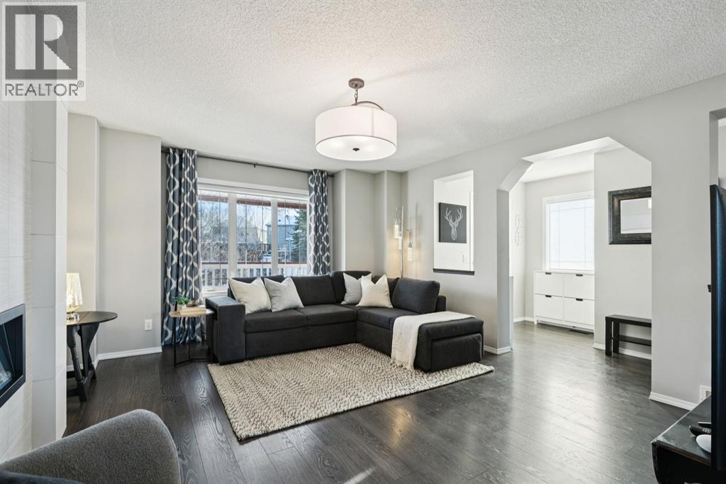 4 Copperfield Rise Se, Calgary, Alberta  T2Z 4R6 - Photo 6 - A2274899