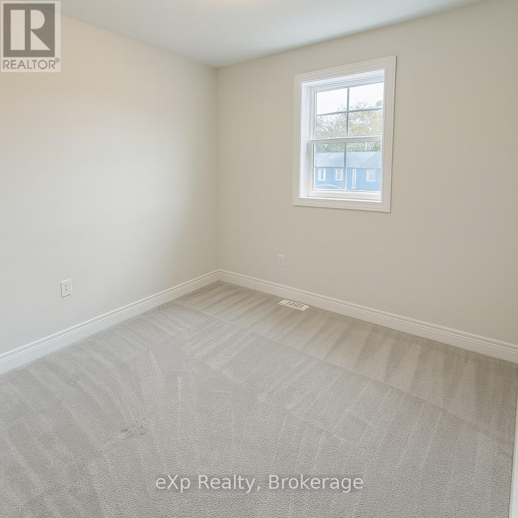 50 Quinn Forest Drive, Bracebridge, Ontario  P1L 1W9 - Photo 19 - X12455957