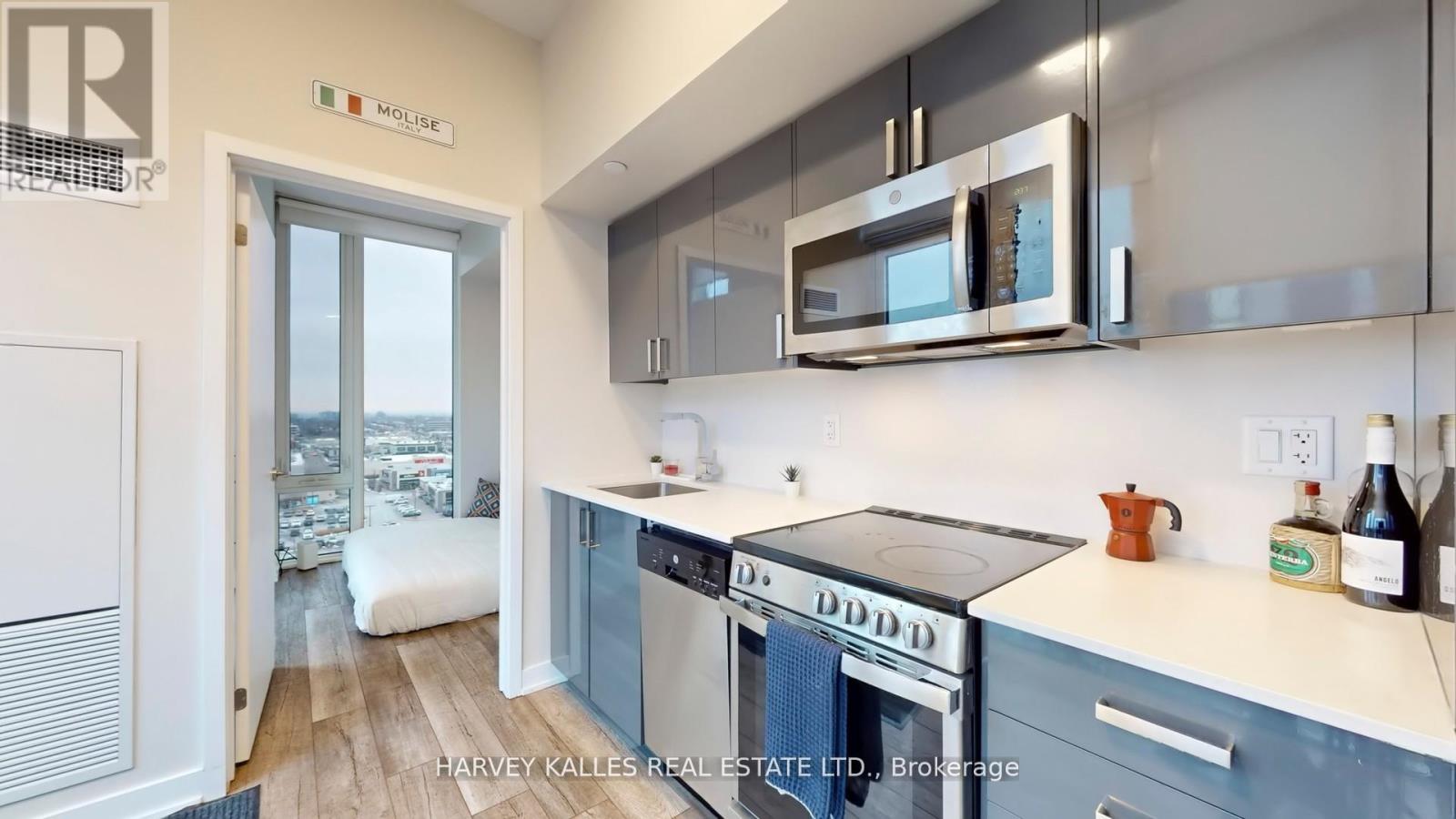 1406 - 38 Monte Kwinter Court, Toronto, Ontario  M3H 0E2 - Photo 12 - C12641600