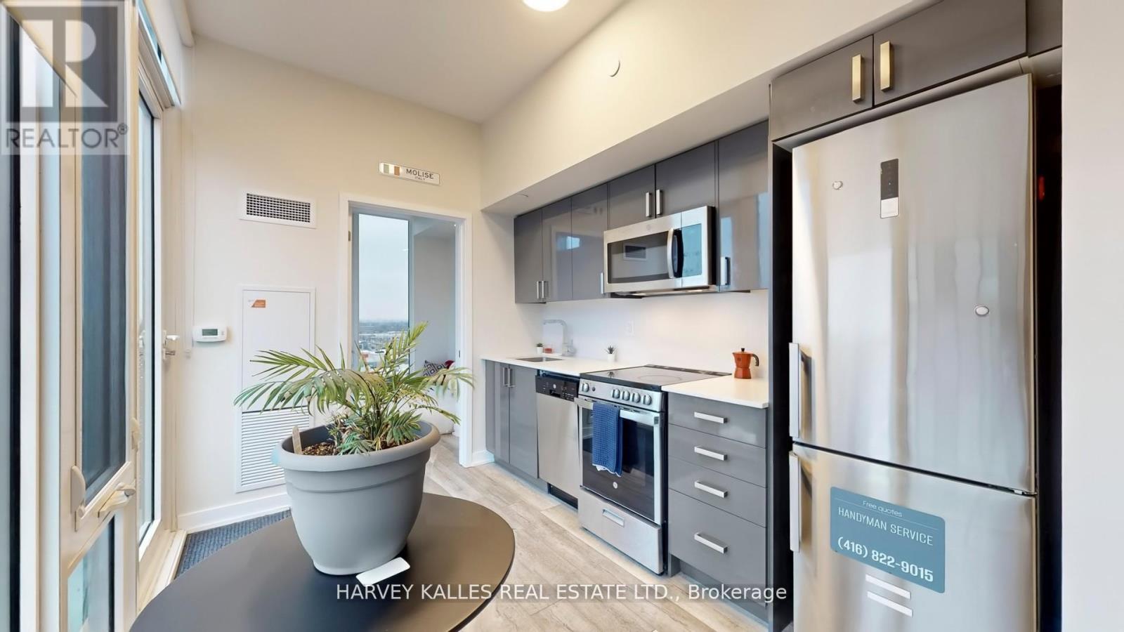 1406 - 38 Monte Kwinter Court, Toronto, Ontario  M3H 0E2 - Photo 9 - C12641600