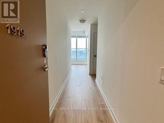 1919 - 1 Quarrington Lane, Toronto, Ontario  M3C 0S4 - Photo 13 - C12641608