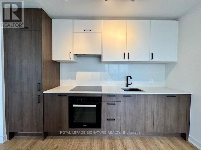 1919 - 1 Quarrington Lane, Toronto, Ontario  M3C 0S4 - Photo 17 - C12641608