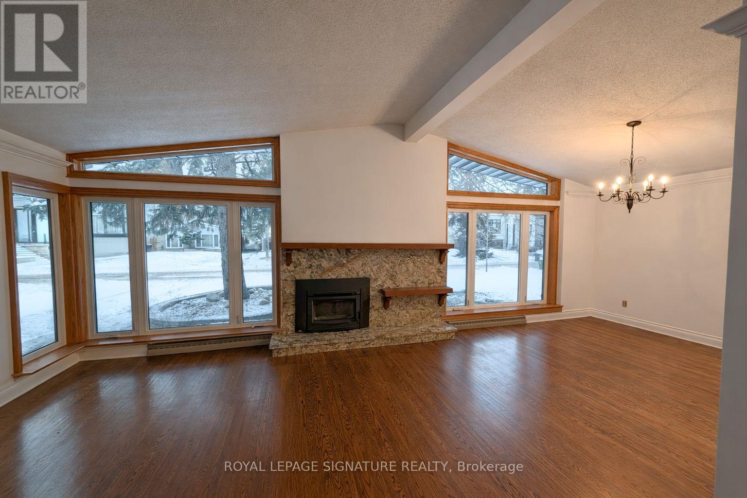 23 Palomino Crescent, Toronto, Ontario  M2K 1W2 - Photo 2 - C12641622