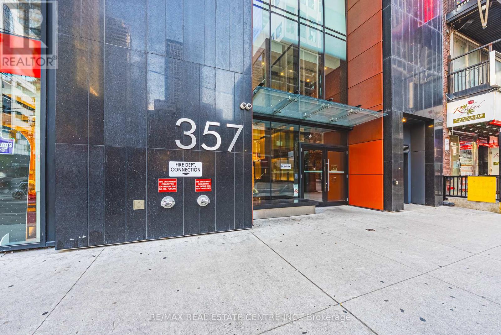 3307 - 357 King Street W, Toronto, Ontario  M5V 0S7 - Photo 2 - C12641698