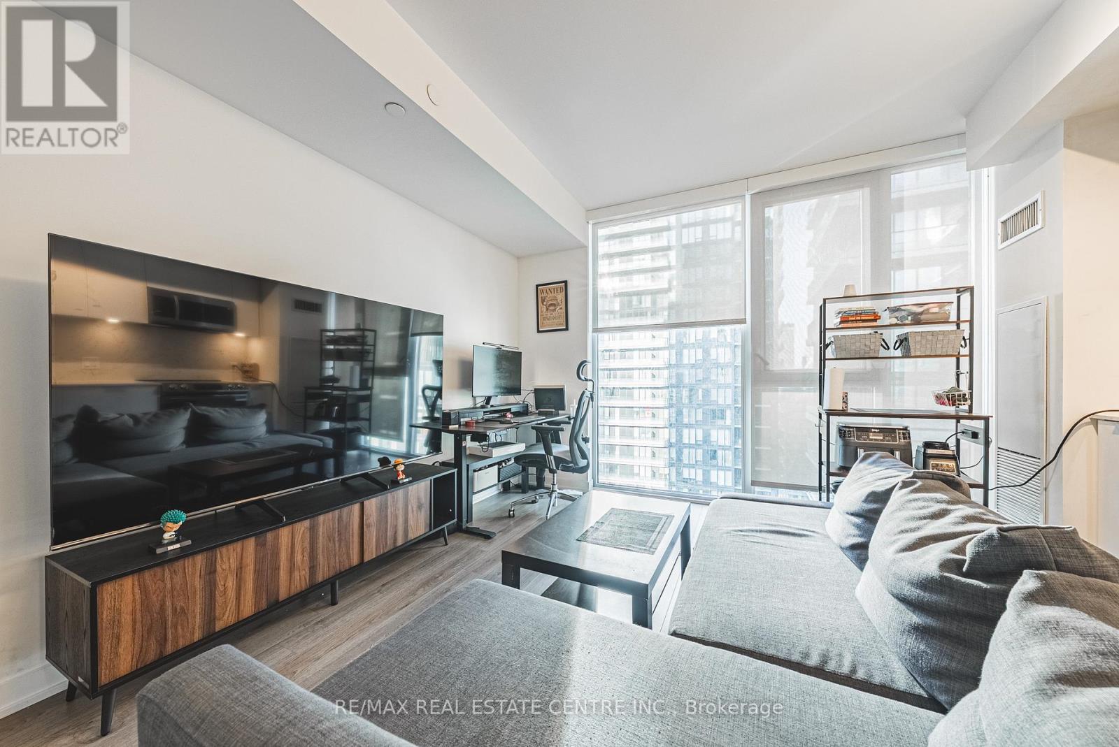 3307 - 357 King Street W, Toronto, Ontario  M5V 0S7 - Photo 9 - C12641698