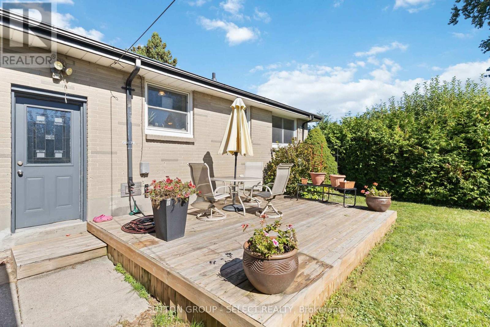 1803 Whitehall Drive, London East, Ontario  N5W 1Z2 - Photo 49 - X12594314