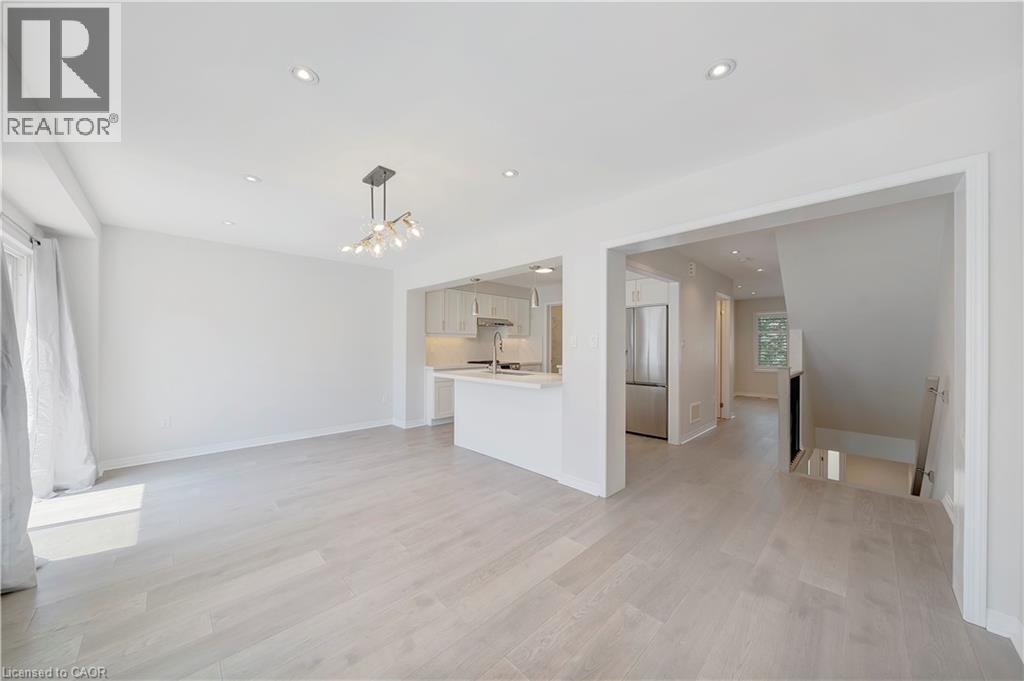 244 Ellen Davidson Drive, Oakville, Ontario  L6M 0V2 - Photo 16 - 40794427