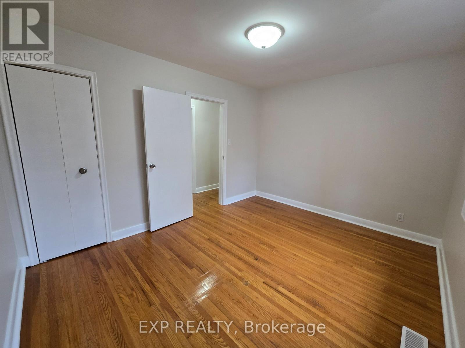 24 Fulham Street, Toronto, Ontario  M1S 2A4 - Photo 14 - E12641676