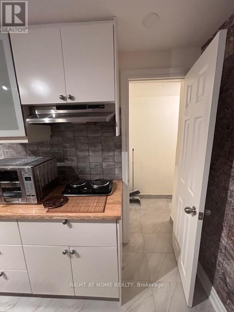 21 - 72 Dusay Place, Toronto, Ontario  M1W 2N2 - Photo 9 - E12641682