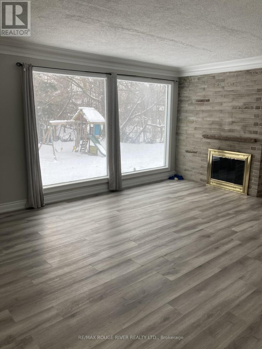 319 Burk Street, Oshawa, Ontario  L1J 4C7 - Photo 9 - E12641706