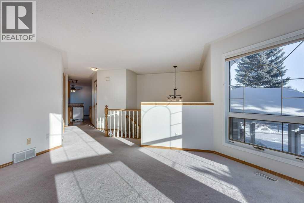 16 Lawrence Crescent, Red Deer, Alberta  T4R 2P2 - Photo 8 - A2272992