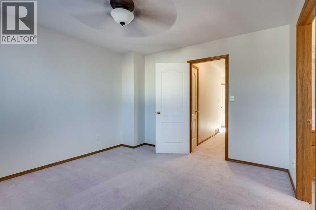 16 Lawrence Crescent, Red Deer, Alberta  T4R 2P2 - Photo 23 - A2272992