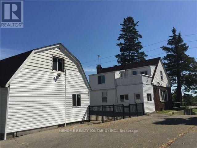 11960 YONGE STREET, Richmond Hill, Ontario