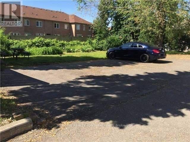 11960 Yonge Street, Richmond Hill, Ontario  L4E 3N6 - Photo 3 - N12641618