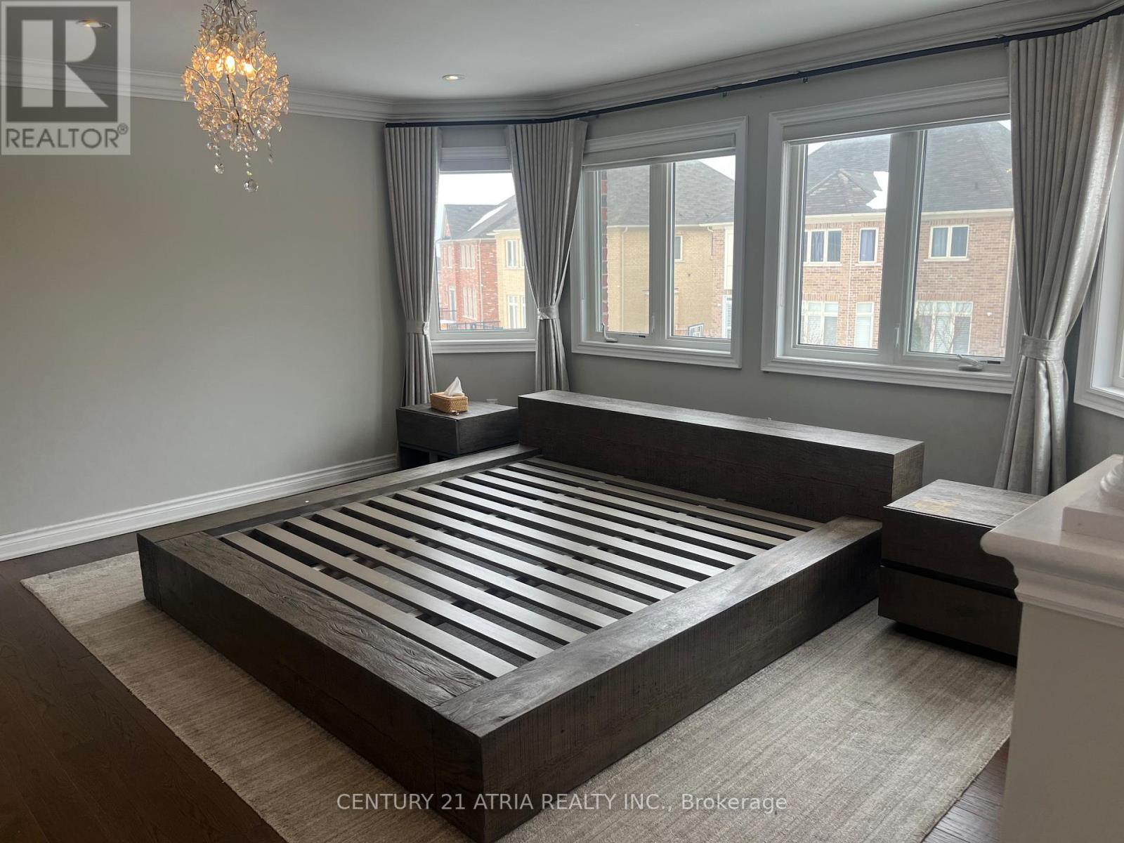 48 Stollery Pond Crescent, Markham, Ontario  L6C 0V1 - Photo 7 - N12641630