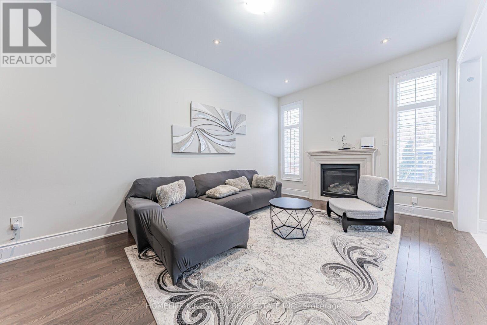 61 Ross Vennare Crescent, Vaughan, Ontario  L0J 1C0 - Photo 17 - N12641696