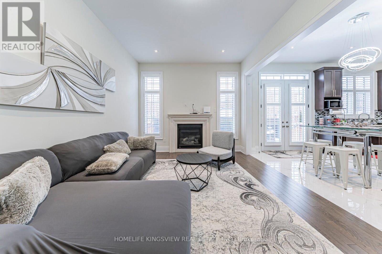 61 Ross Vennare Crescent, Vaughan, Ontario  L0J 1C0 - Photo 18 - N12641696