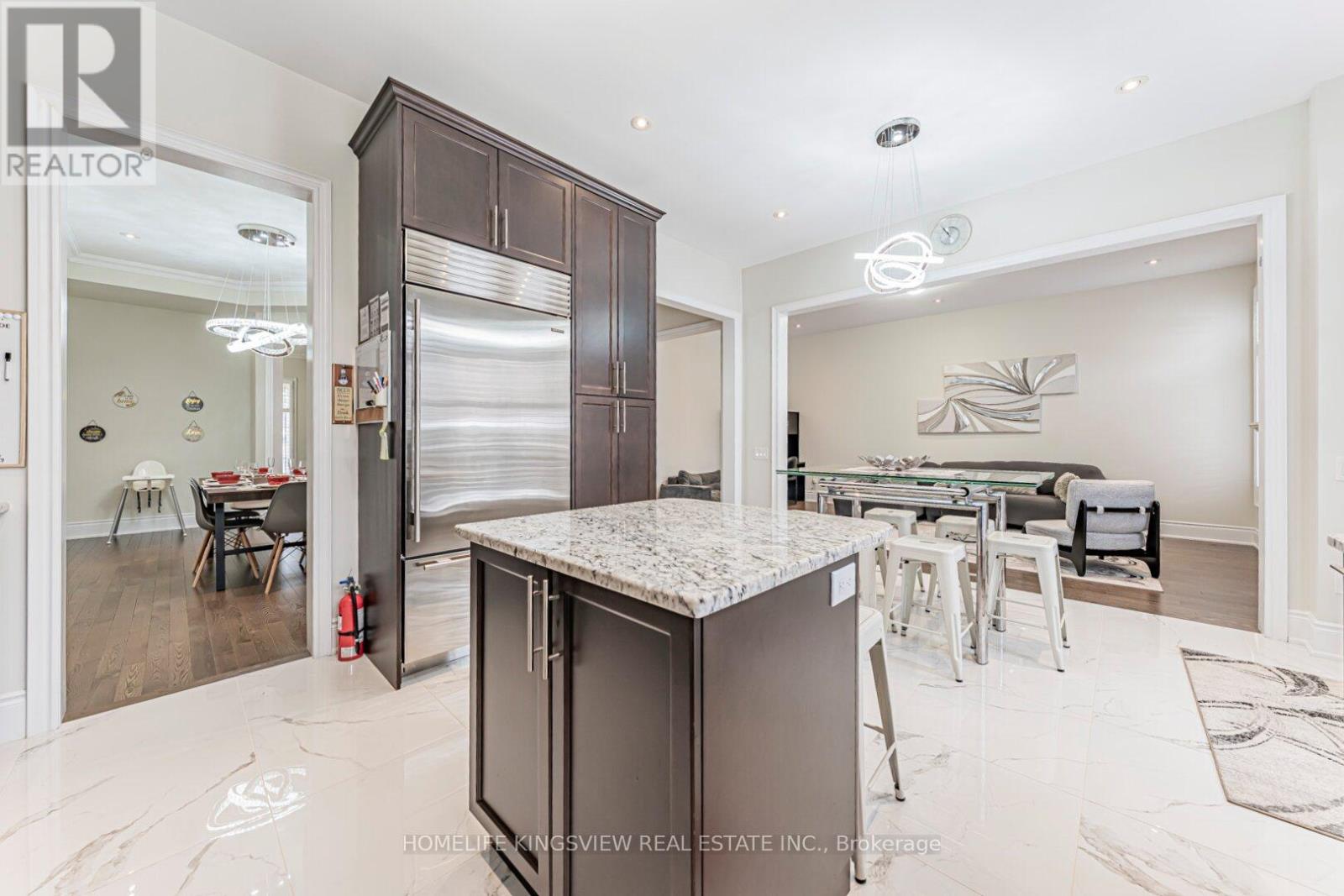 61 Ross Vennare Crescent, Vaughan, Ontario  L0J 1C0 - Photo 21 - N12641696