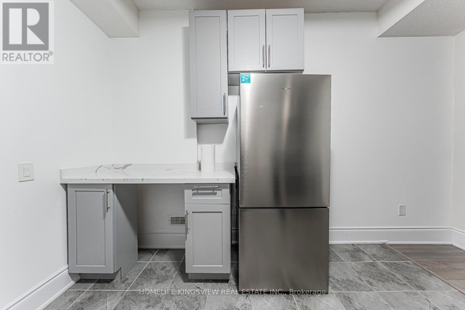 61 Ross Vennare Crescent, Vaughan, Ontario  L0J 1C0 - Photo 49 - N12641696