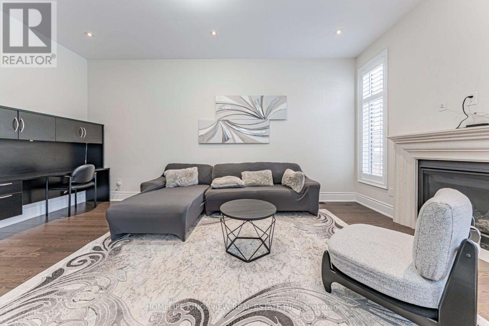 61 Ross Vennare Crescent, Vaughan, Ontario  L0J 1C0 - Photo 17 - N12641714