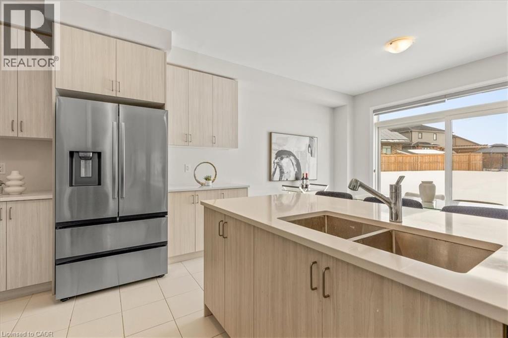 478 Robert Woolner Street, Ayr, Ontario  N0B 1E0 - Photo 12 - 40794542