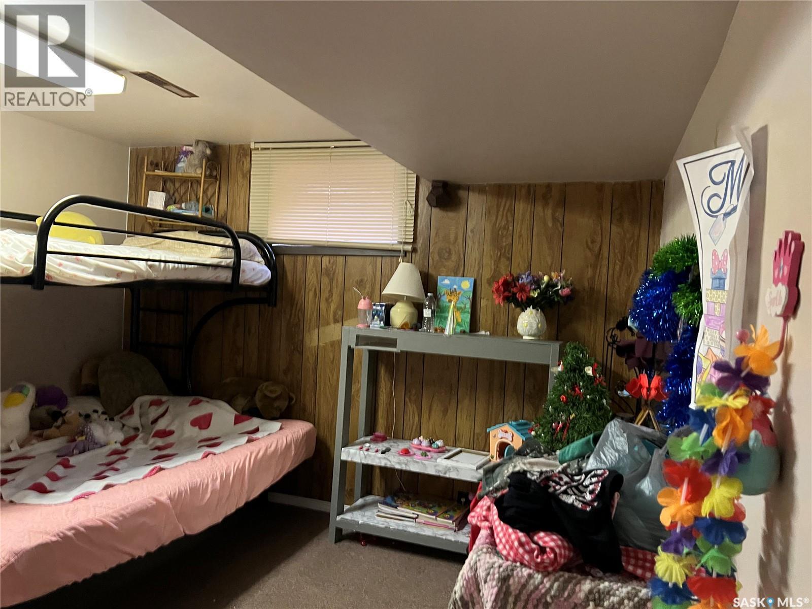 220 5th Avenue E, Gravelbourg, Saskatchewan  S0H 1X0 - Photo 22 - SK025781