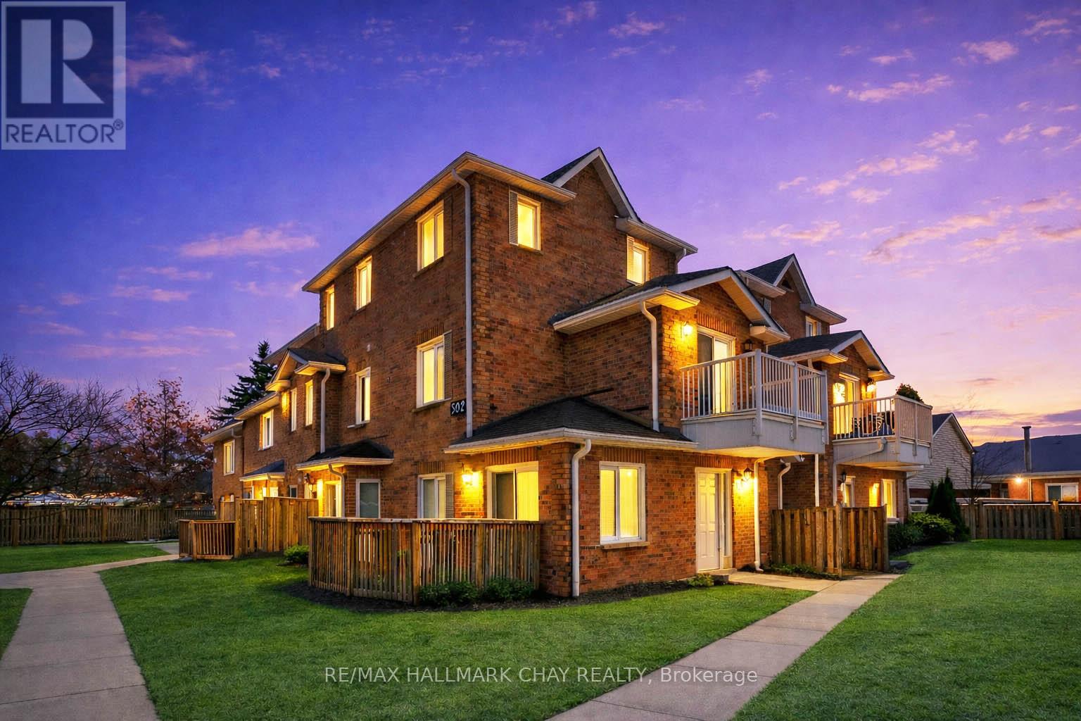 14 - 502 ESSA ROAD, Barrie, Ontario