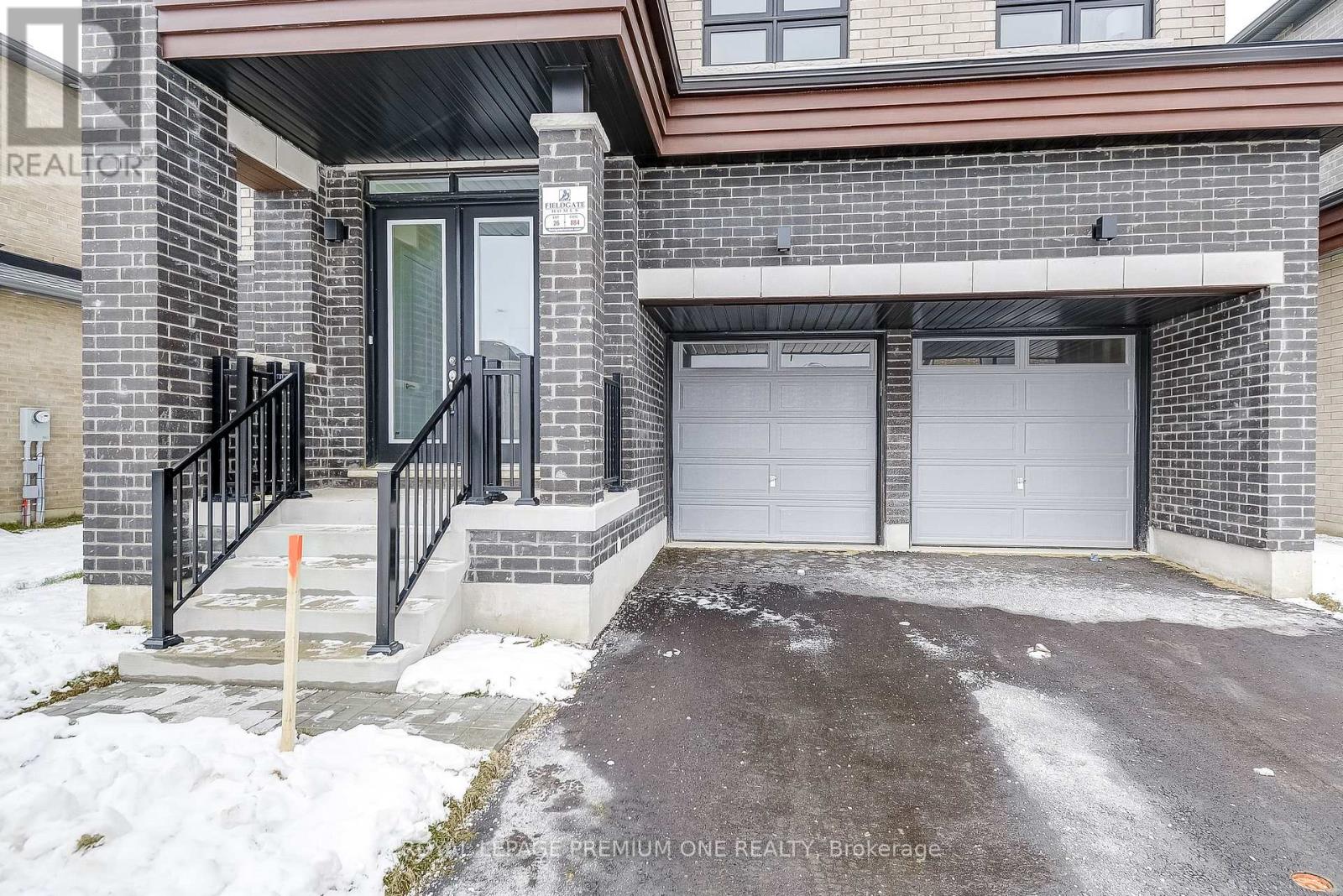 884 Plum Place, Milton, Ontario  L9T 7E7 - Photo 5 - W12368297