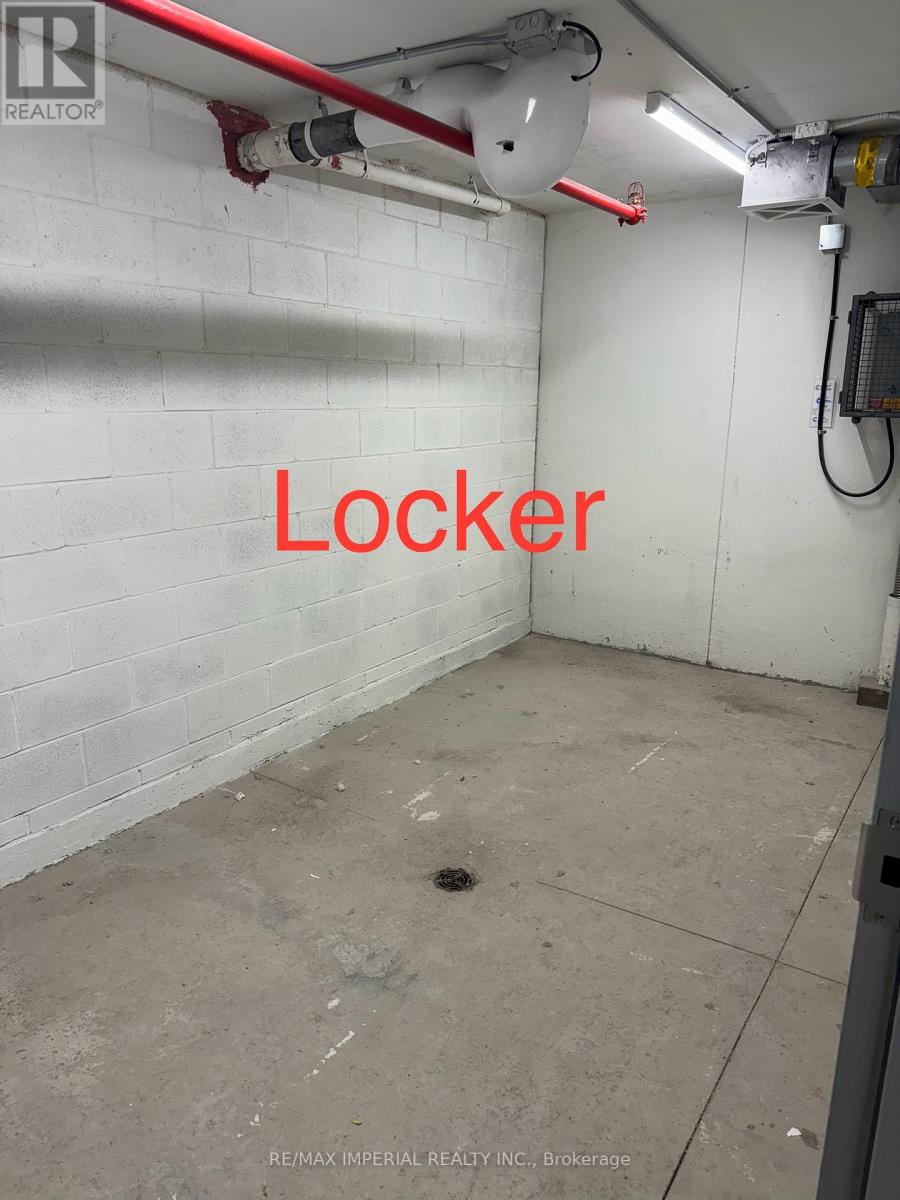 1215 - 3009 Novar Road, Mississauga, Ontario  L5B 1H7 - Photo 21 - W12640830