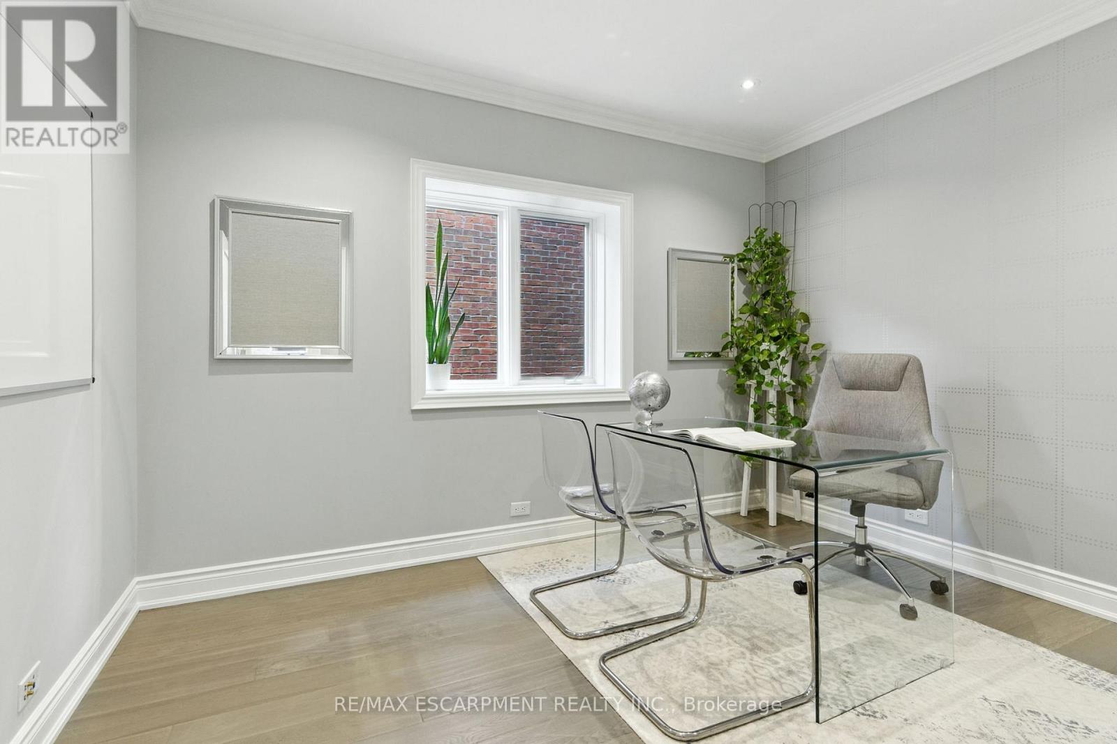 691 Merlot Court, Mississauga, Ontario  L5H 4M4 - Photo 18 - W12641638