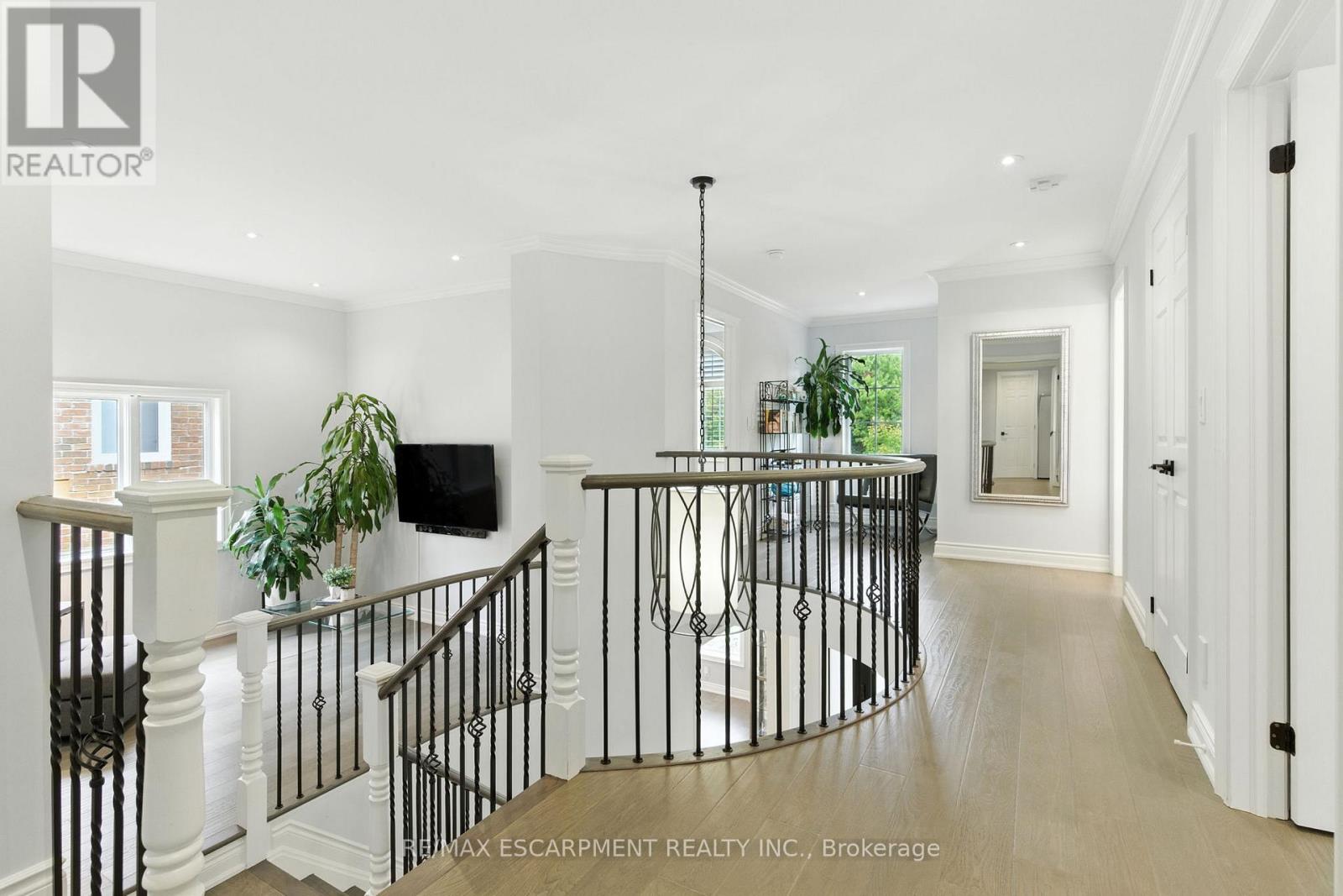 691 Merlot Court, Mississauga, Ontario  L5H 4M4 - Photo 23 - W12641638