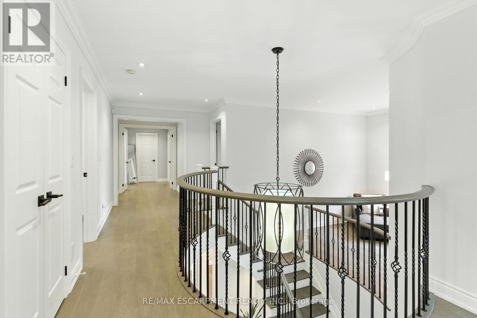 691 Merlot Court, Mississauga, Ontario  L5H 4M4 - Photo 24 - W12641638