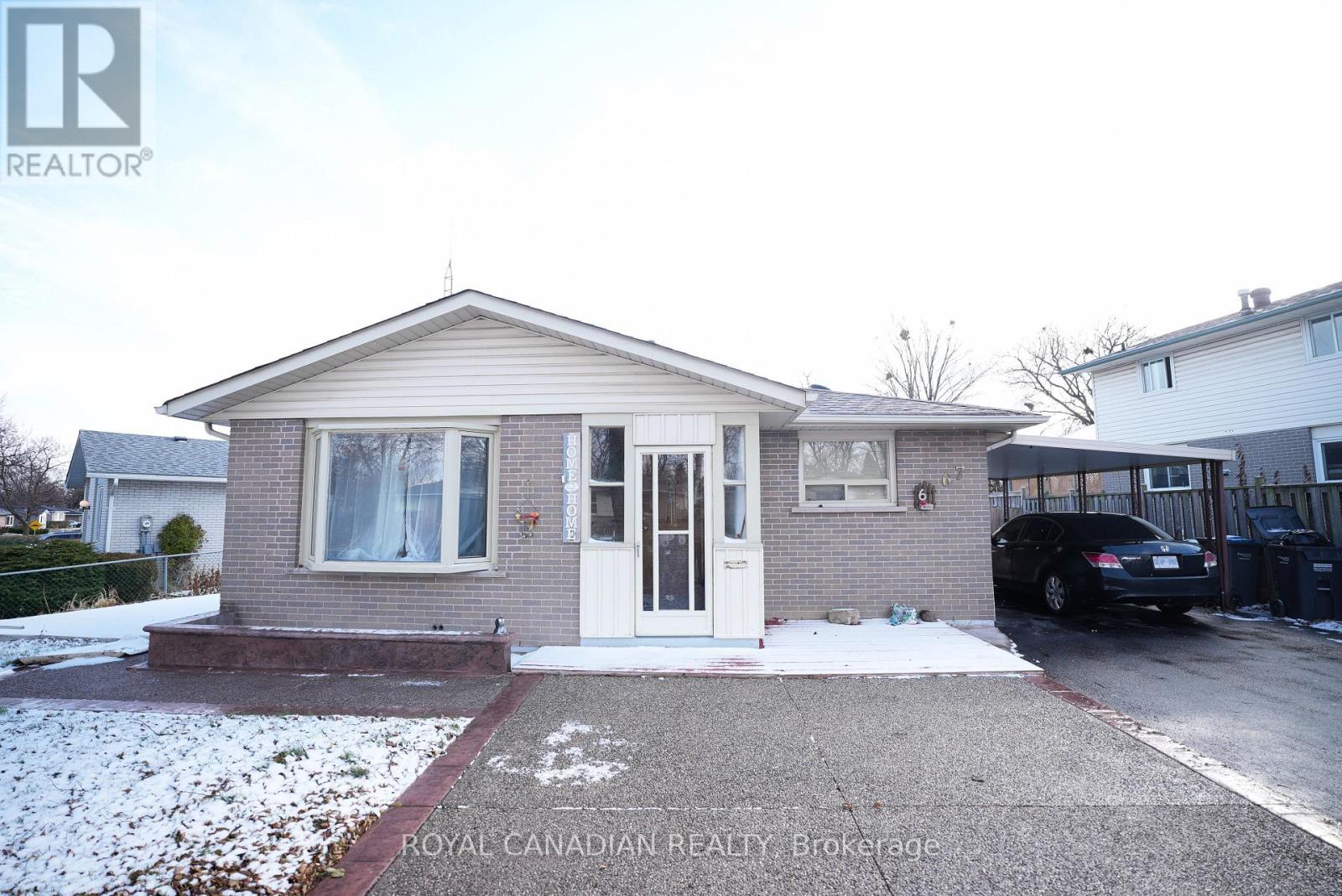 67 SUTHERLAND AVENUE, Brampton, Ontario