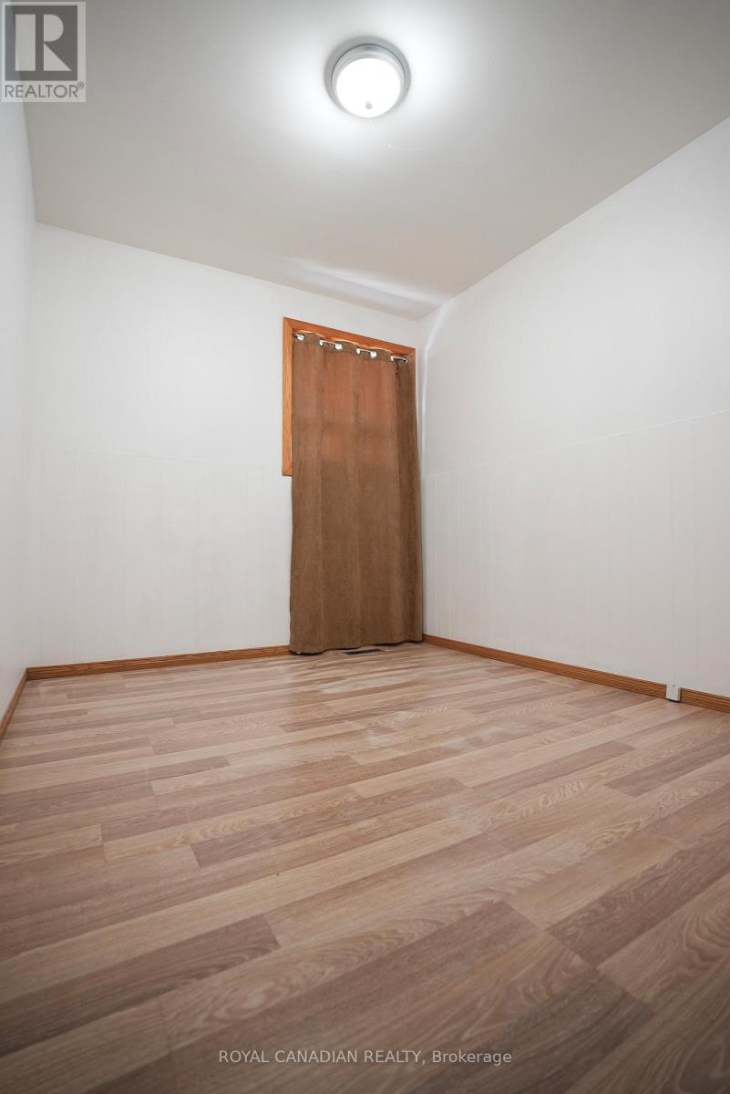 67 Sutherland Avenue, Brampton, Ontario  L6V 2H6 - Photo 13 - W12641686