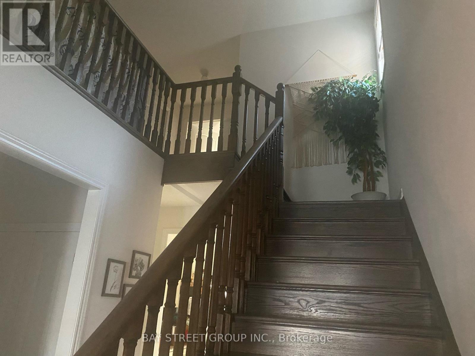 27 Palace Street, Thorold, Ontario  L2V 0J7 - Photo 15 - X12641612