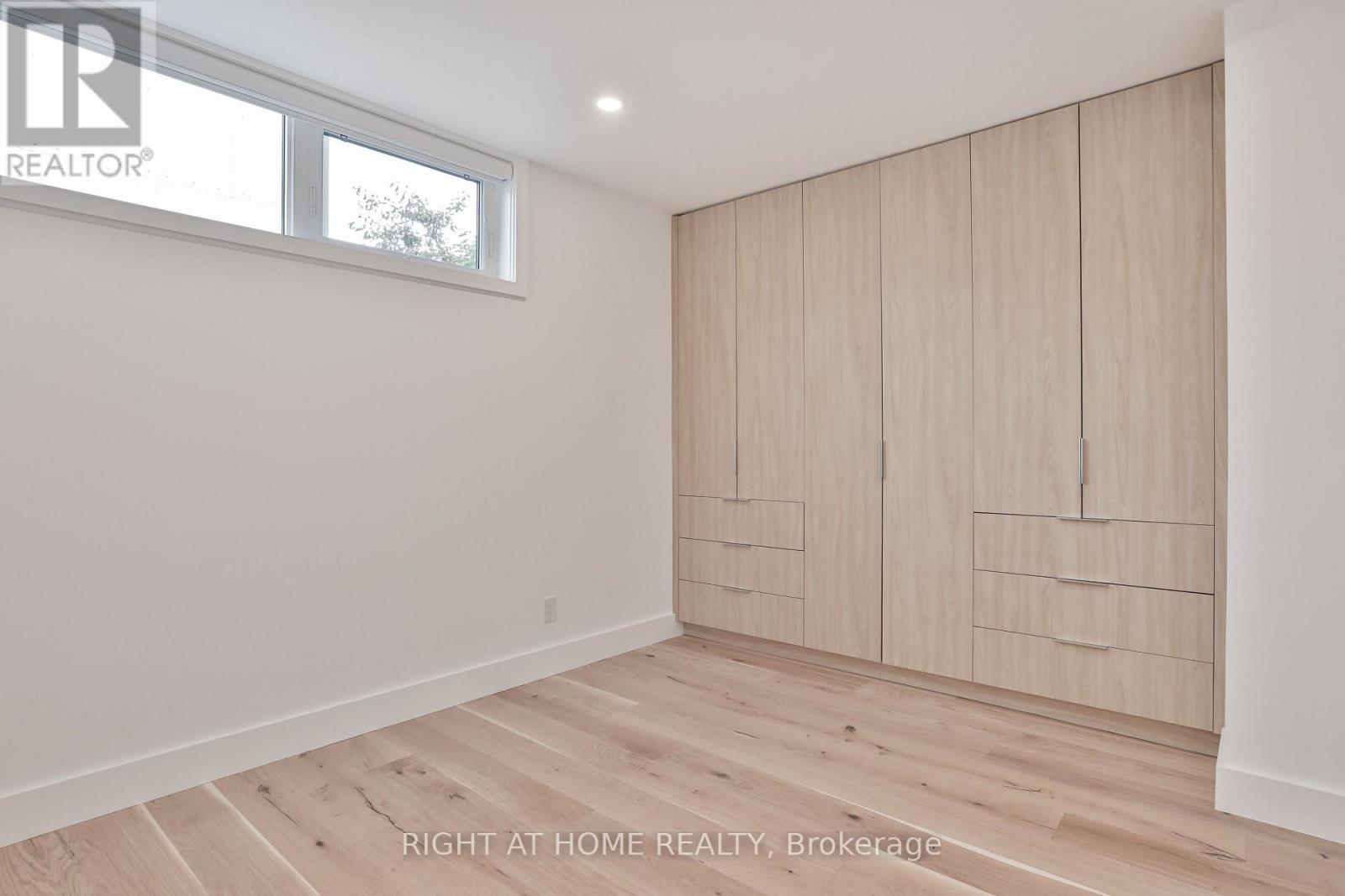 Laneway - Unit #4 - 68 Foxley Street, Toronto, Ontario  M6J 1R2 - Photo 13 - C12485505