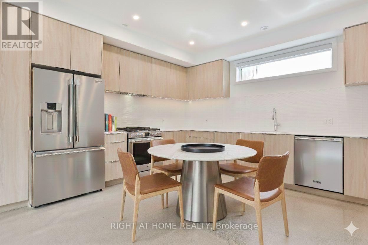 Laneway - Unit #4 - 68 Foxley Street, Toronto, Ontario  M6J 1R2 - Photo 9 - C12485505