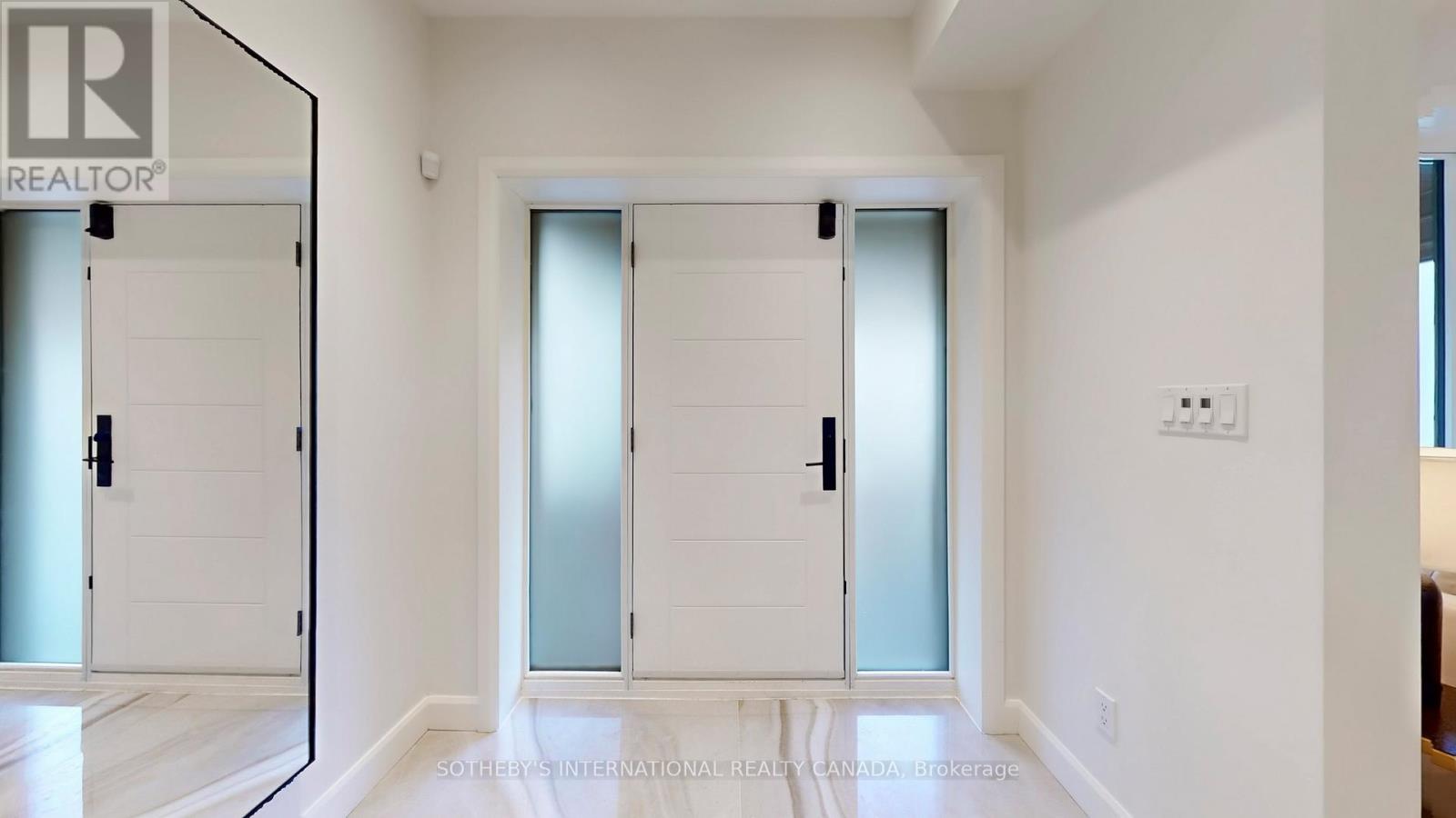 217 Pearson Avenue, Toronto, Ontario  M6R 1G6 - Photo 3 - W12638560