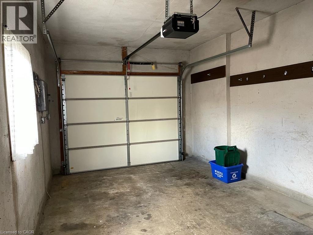 64 Sandsprings Crescent S, Kitchener, Ontario  N2E 2A6 - Photo 13 - 40794228