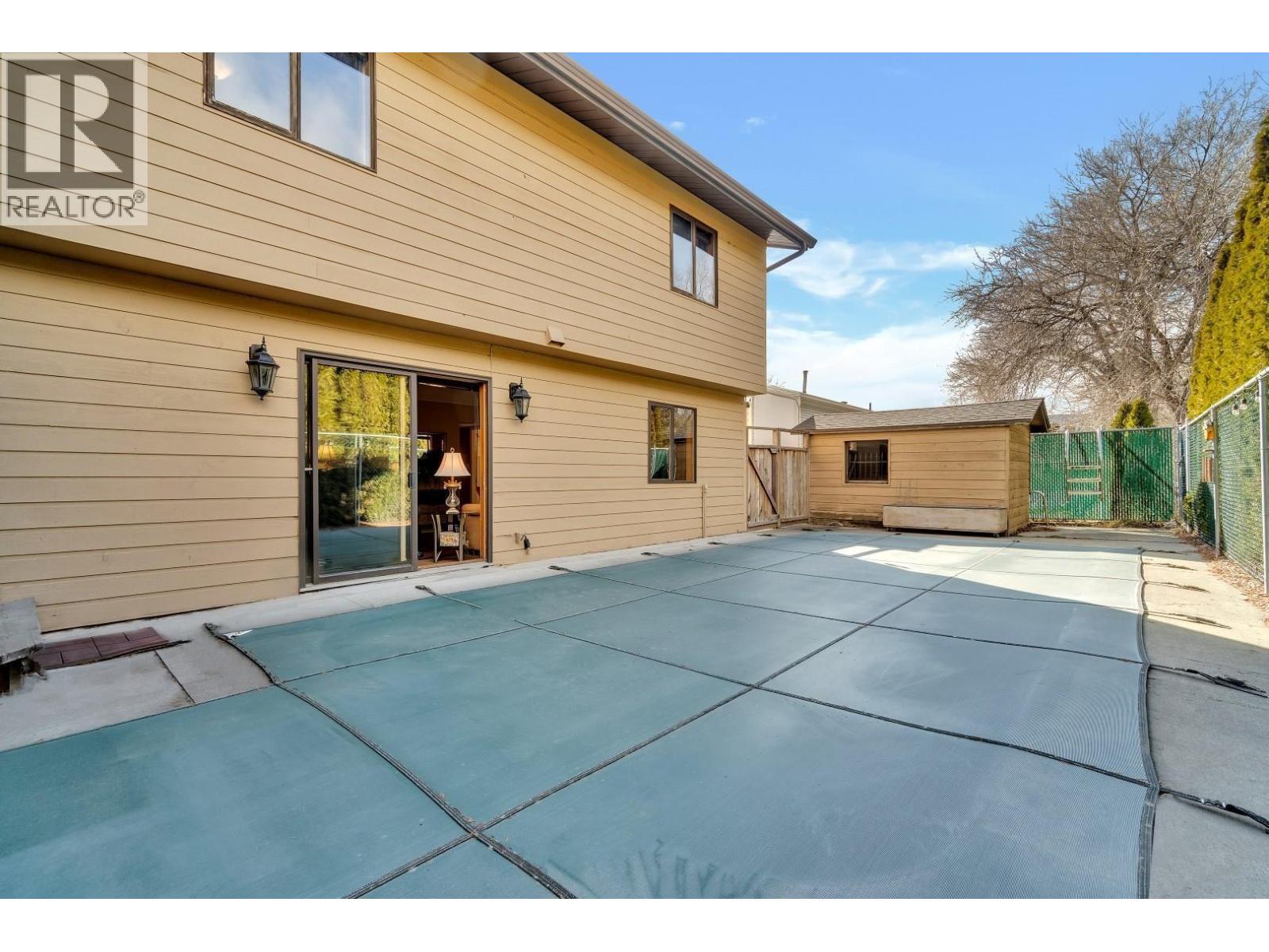 2463 Irvine Avenue, Merritt, British Columbia  V1K 1H4 - Photo 30 - 10363110