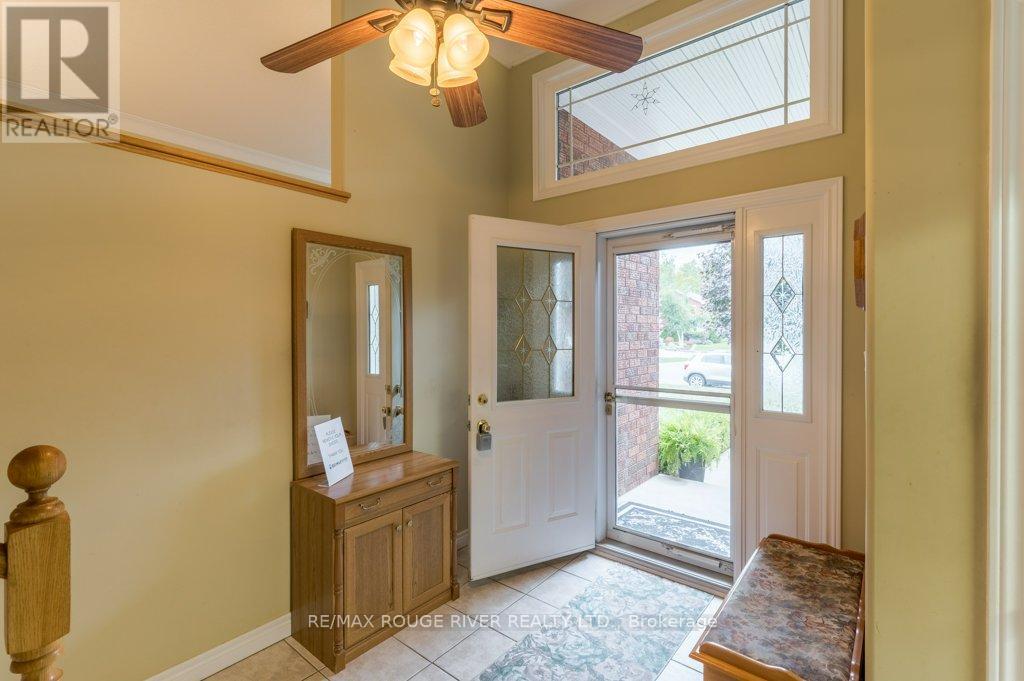 315 Woodward Avenue, Selwyn, Ontario  K9L 1K2 - Photo 7 - X12522606