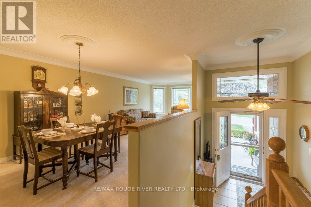 315 Woodward Avenue, Selwyn, Ontario  K9L 1K2 - Photo 9 - X12522606