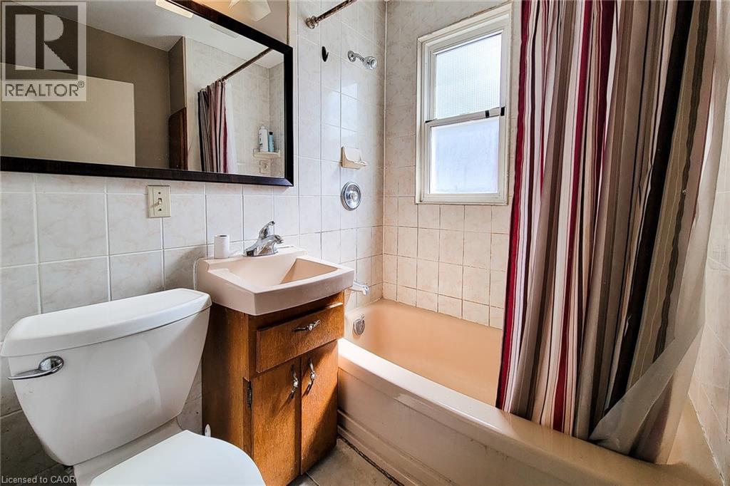 33 S Norfolk Street S, Hamilton, Ontario  L8S 3A6 - Photo 11 - 40794538