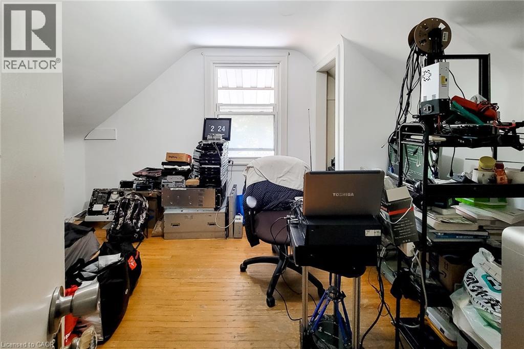 33 S Norfolk Street S, Hamilton, Ontario  L8S 3A6 - Photo 14 - 40794538