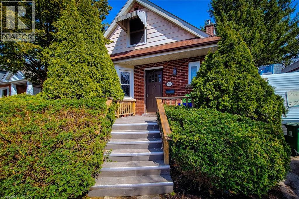 33 S Norfolk Street S, Hamilton, Ontario  L8S 3A6 - Photo 2 - 40794538