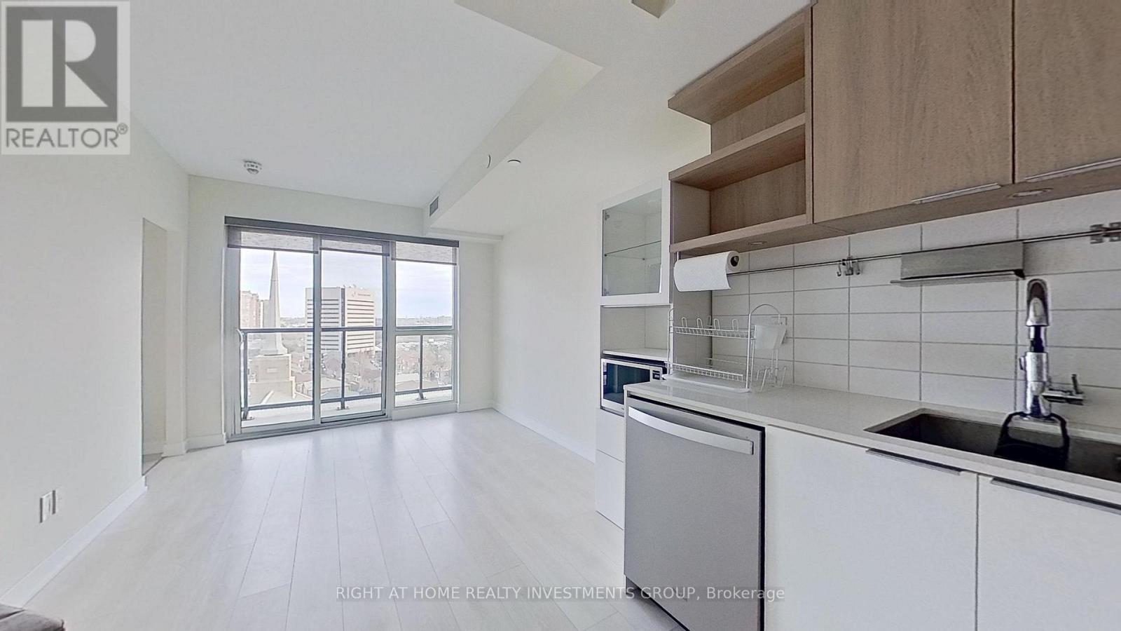 1105 - 6 Sonic Way, Toronto, Ontario  M3C 0P1 - Photo 6 - C12641740